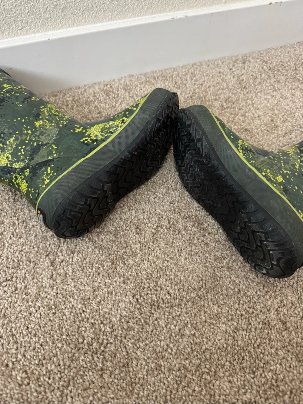 BOGS Kids Green Camo Splash Tall Rain Boots